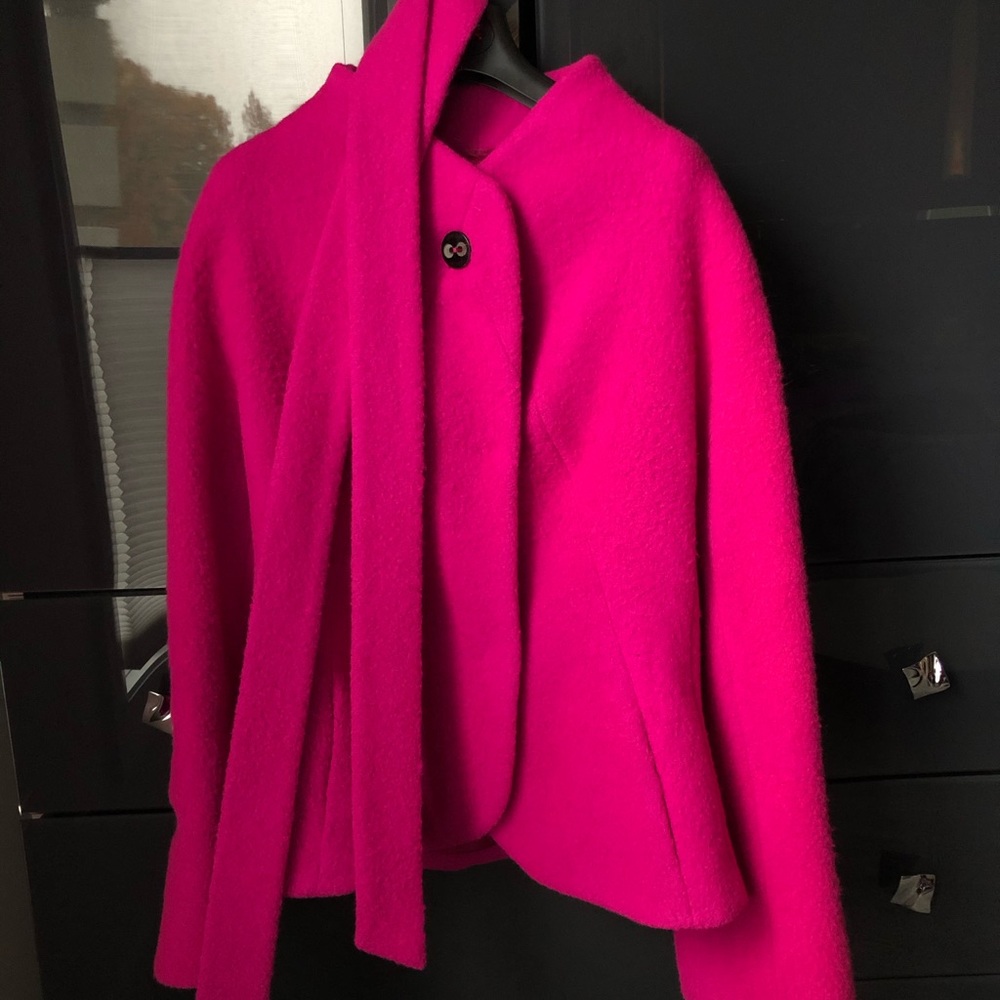 COPY - Escada hot pink blazer with belt
